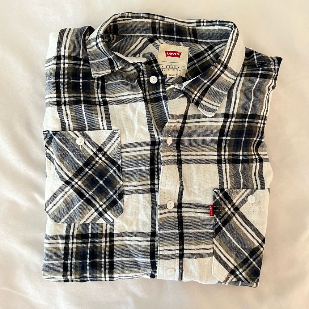 Levi’s flannel